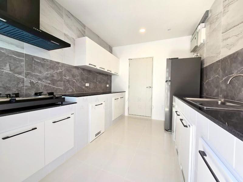 Centro Bangna, Samut Prakan, 111 Soi 3, Bang Kaeo, Bang Plee, Samut Prakan, 4 Bedrooms, 330 sqm, Single Detached House For Rent, by Maiyara Juancharoen, 500562093 - DDproperty.com