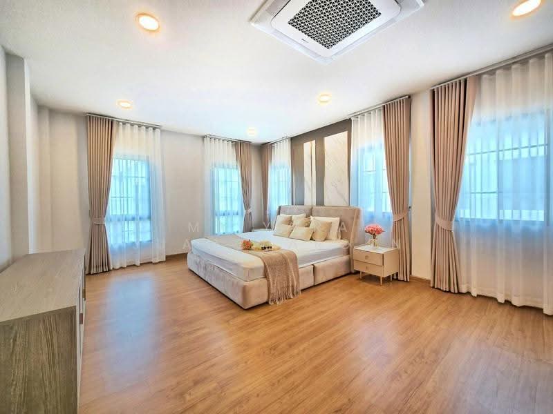 Centro Bangna, Samut Prakan, 111 Soi 3, Bang Kaeo, Bang Plee, Samut Prakan, 4 Bedrooms, 330 sqm, Single Detached House For Rent, by Maiyara Juancharoen, 500562093 - DDproperty.com