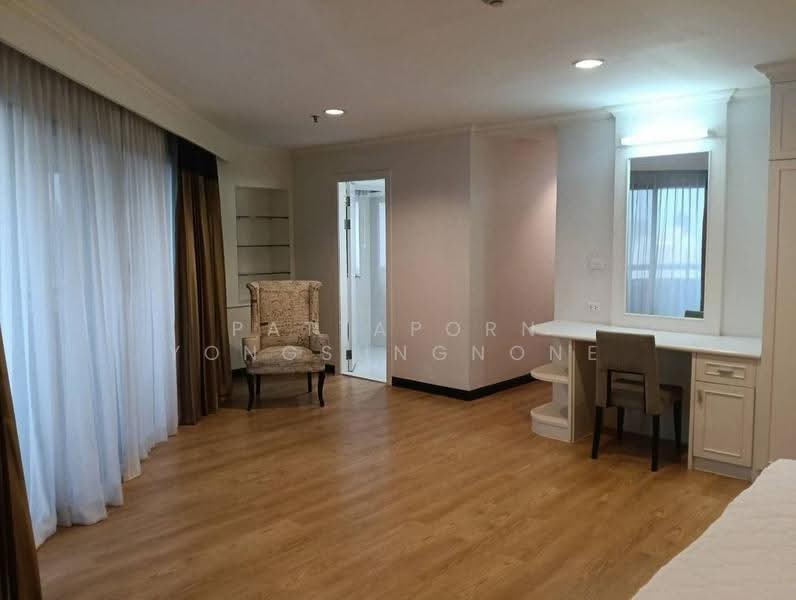 Baan Suanpetch, Bangkok, 18 Soi Sukhumvit 39, Khlong Tan Nua, Watthana, Bangkok, 2 Bedrooms, 133 sqm, Condo For Rent, by Pattaporn Yongsungnone, 500562106 - DDproperty.com
