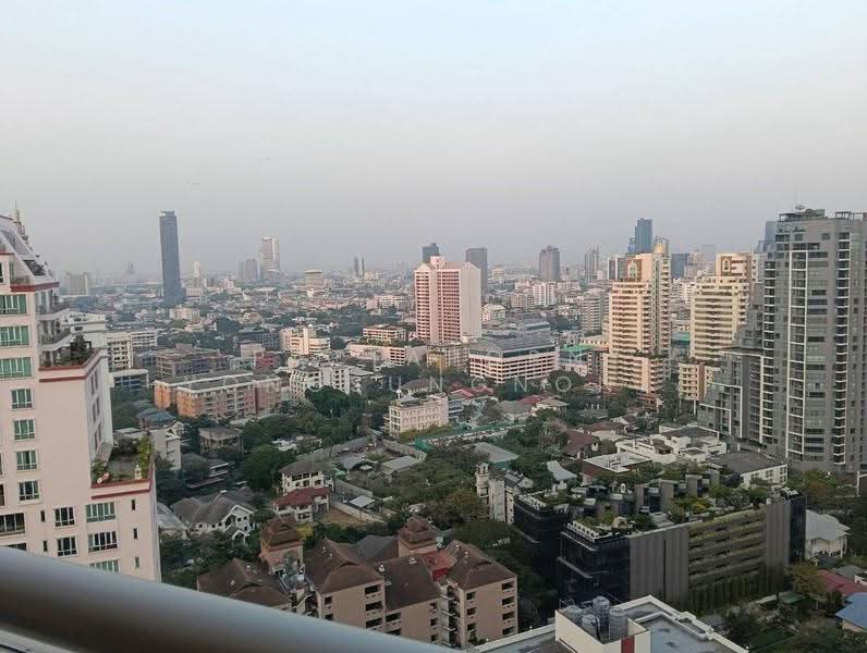Baan Suanpetch, Bangkok, 18 Soi Sukhumvit 39, Khlong Tan Nua, Watthana, Bangkok, 2 Bedrooms, 133 sqm, Condo For Rent, by Pattaporn Yongsungnone, 500562106 - DDproperty.com