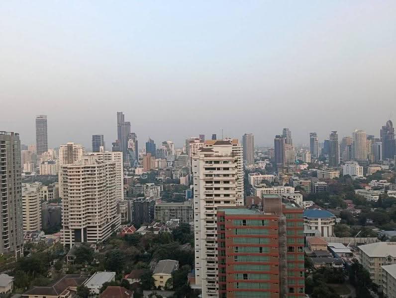 Baan Suanpetch, Bangkok, 18 Soi Sukhumvit 39, Khlong Tan Nua, Watthana, Bangkok, 2 Bedrooms, 133 sqm, Condo For Rent, by Pattaporn Yongsungnone, 500562106 - DDproperty.com