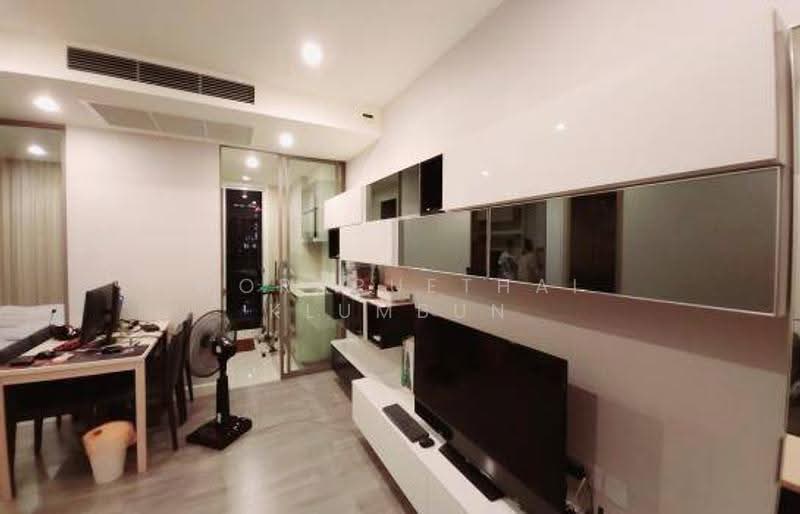 The Room Sathorn, Bangkok, 78 Pan Road, Silom, Bang Rak, Bangkok, 1 Bedroom, 47 sqm, Condo For Rent, by Woraruethai Klumbun, 500562107 - DDproperty.com