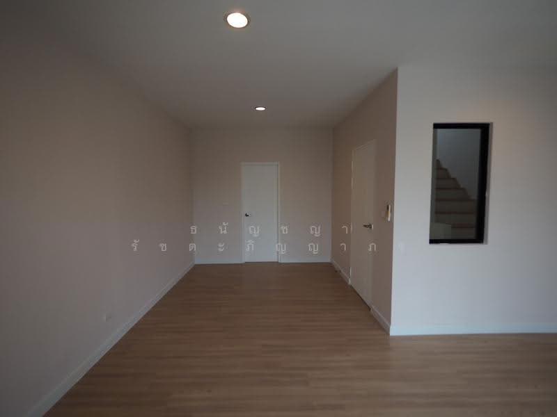 Baan Klang Muang Nawamin 42, Bangkok, Soi Nawamin 42, Nawamin Road, Khlong Kum, Bueng Kum, Bangkok, 3 Bedrooms, 160 sqm, Townhouse For Sale, by Tanunchaya Ratchatapinyaporn, 500562124 - DDproperty.com