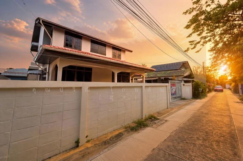 บ้านสวนผัก ซอย 11 ถ.สวนผัก ซ.สวนผัก 11 แขวงตลิ่งชัน เขตตลิ่งชันกรุงเทพมหานคร 10170, Bangkok, Taling Chan, Bangkok, 3 Bedrooms, 169 sqm, Single Detached House For Sale, by คุณปวิณี โกยสันติสุข (ฮุ้ง), 500562140 - DDproperty.com