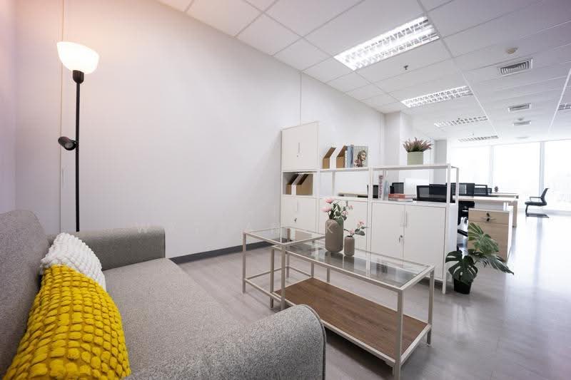 Office แต่งใหม่พร้อมเฟอร์, ใกล้ BTS ช่องนนทรี, มี 7-11, Food court ในตึก, กรุงเทพ, ถนนนราธิวาสราชนครินทร์, ยานนาวา, สาทร, กรุงเทพ, 78 ตร.ม., สำนักงาน ให้เช่า, โดย Sirikul Wattanakorn, 500562151 - DDproperty.com