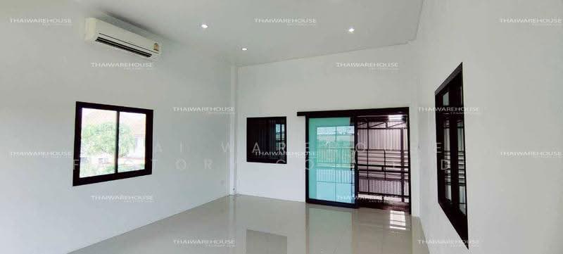 245 SQM Warehouse for Rent in Lat Sawai, Lam Luk Ka | 3-Phase, Pathum Thani, Lat Sawai, Lam Luk Ka, Pathum Thani, , 245 sqm, Warehouse/Factory For Rent, by THAI WAREHOUSE FACTORY CO., LTD., 500562179 - DDproperty.com