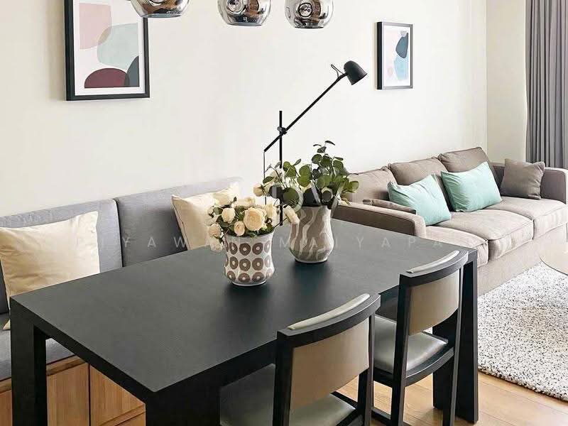 Park Origin Phrom Phong (Park 24), Bangkok, 68 Soi Sukhumvit 24, Khong Tan, Khlong Toei, Bangkok, 2 Bedrooms, 56 sqm, Condo For Sale, by Piyawan Maiyapan, 500562193 - DDproperty.com