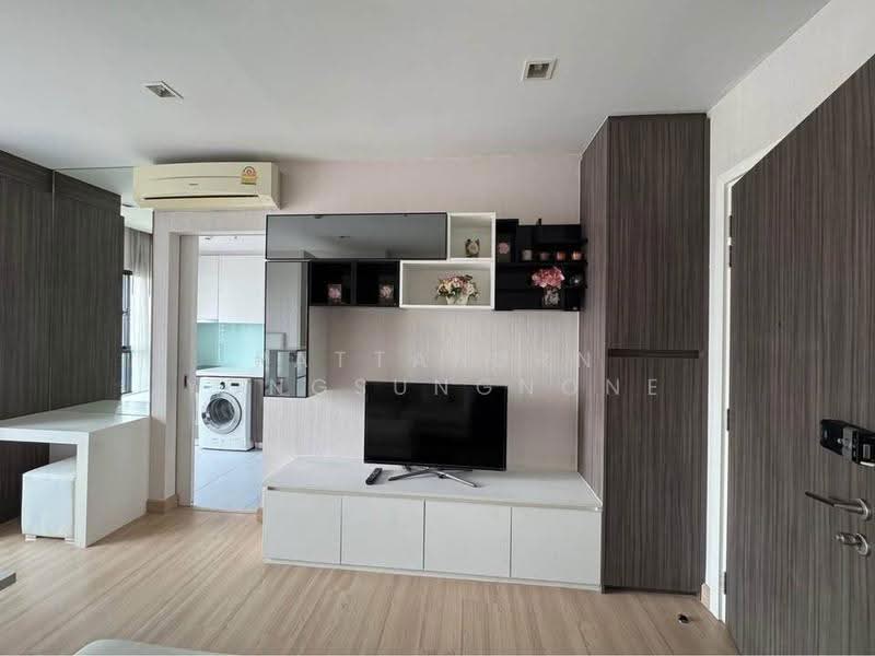 Urbano Absolute Sathon-Taksin, Bangkok, 345 Charoen Nakhon 14/2 Alley, Khlong Ton Sai, Khlong San, Bangkok, 1 Bedroom, 31 sqm, Condo For Rent, by Pattaporn Yongsungnone, 500562238 - DDproperty.com
