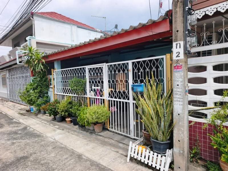 หมู่บ้านฮอลลีวู้ด อ่อนนุช 17, Bangkok, Suan Luang, Suan Luang, Bangkok, 3 Bedrooms, 100 sqm, Semi-Detached House (Twin House) For Sale, by The Best Property ไซอิ๋ว, 500562294 - DDproperty.com