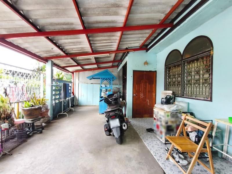 หมู่บ้านฮอลลีวู้ด อ่อนนุช 17, Bangkok, Suan Luang, Suan Luang, Bangkok, 3 Bedrooms, 100 sqm, Semi-Detached House (Twin House) For Sale, by The Best Property ไซอิ๋ว, 500562294 - DDproperty.com