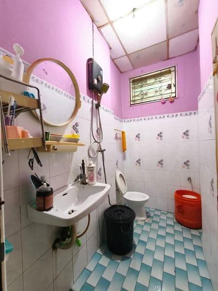 หมู่บ้านฮอลลีวู้ด อ่อนนุช 17, Bangkok, Suan Luang, Suan Luang, Bangkok, 3 Bedrooms, 100 sqm, Semi-Detached House (Twin House) For Sale, by The Best Property ไซอิ๋ว, 500562294 - DDproperty.com