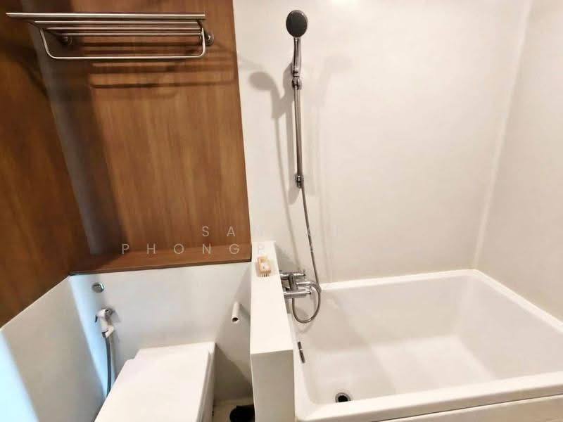 Blossom Condo @ Sathorn-Charoenrat, Bangkok, Charoen Rat Road, Thung Wat Don, Sathon, Bangkok, 2 Bedrooms, 62 sqm, Condo For Rent, by Sannop Phongpraphan, 500562295 - DDproperty.com