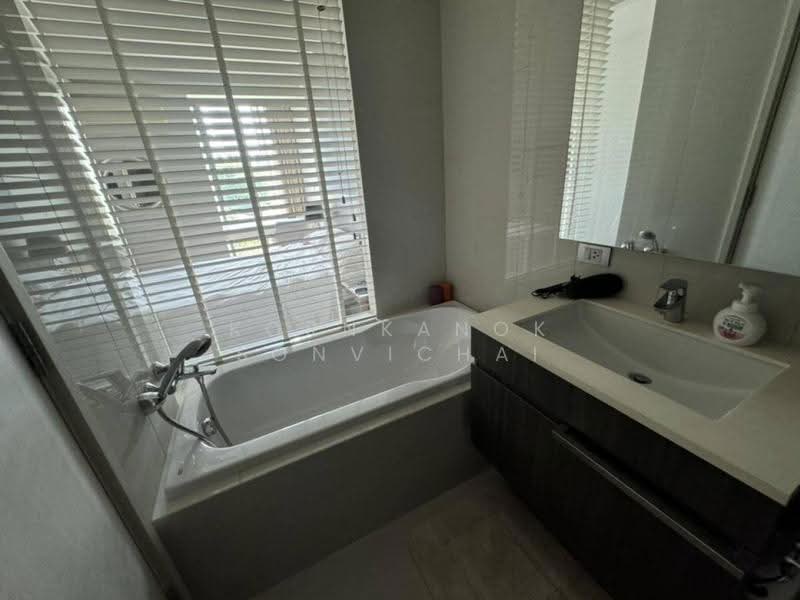 Via 49, Bangkok, 25/1 Soi Sukhumvit 49, Sukhumvit Road, Khlong Tan Nua, Watthana, Bangkok, 1 Bedroom, 46 sqm, Condo For Rent, by Kornkanok Sonvichai, 500562327 - DDproperty.com