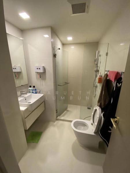 Centric Ratchayothin, Bangkok, 1656 Phahonyothin Rd, Lat Yao, Chatuchak, Bangkok, 2 Bedrooms, 56 sqm, Condo For Sale, by Woraruethai Klumbun, 500562362 - DDproperty.com