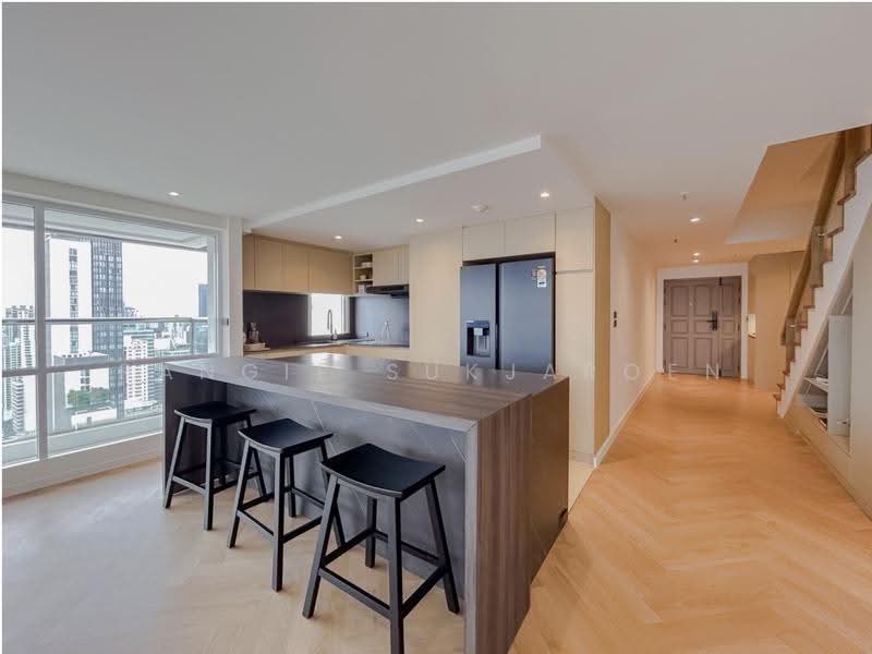 Sukhumvit Suite, Bangkok, 19 Soi Sukhumvit 13, Khlongtoei Nua, Watthana, Bangkok, 4 Bedrooms, 220 sqm, Condo For Sale, by Rangie Sukjaroen, 500562386 - DDproperty.com