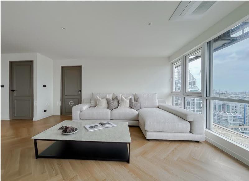 Sukhumvit Suite, Bangkok, 19 Soi Sukhumvit 13, Khlongtoei Nua, Watthana, Bangkok, 4 Bedrooms, 220 sqm, Condo For Sale, by Rangie Sukjaroen, 500562386 - DDproperty.com