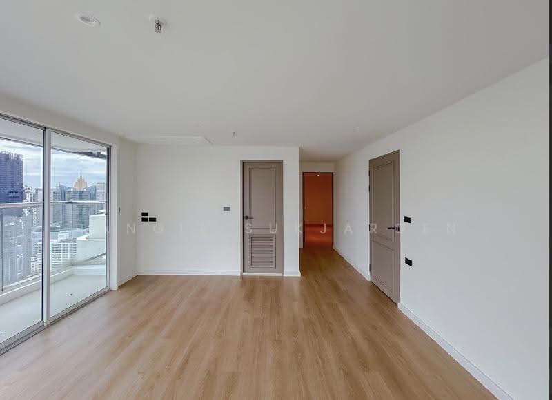Sukhumvit Suite : สุขุมวิท สวีท, กรุงเทพ, 19 ซอยสุขุมวิท 13, คลองเตยเหนือ, วัฒนา, กรุงเทพ, 220 ตร.ม., คอนโด ขาย, โดย Rangie Sukjaroen, 500562386 - DDproperty.com