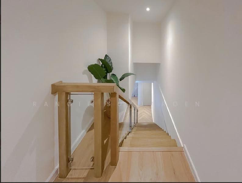 Sukhumvit Suite : สุขุมวิท สวีท, กรุงเทพ, 19 ซอยสุขุมวิท 13, คลองเตยเหนือ, วัฒนา, กรุงเทพ, 220 ตร.ม., คอนโด ขาย, โดย Rangie Sukjaroen, 500562386 - DDproperty.com