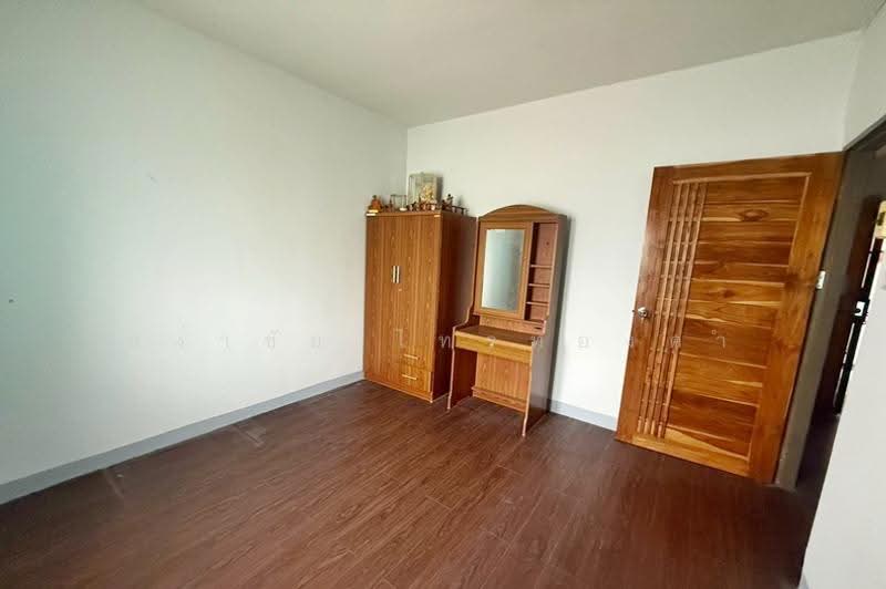 Baan Ua-Athorn Hathairat, Bangkok, Hathai Rat Road, Bang Chun, Khlong Sam Wa, Bangkok, 2 Bedrooms, 33 sqm, Condo For Sale, by สง่าชัย ไทรทองคำ, 500562467 - DDproperty.com