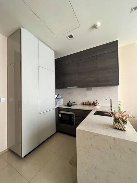 The Esse Asoke, Bangkok, 333 Soi Sukhumvit 21, Sukhumvit Road, Khlongtoei Nua, Watthana, Bangkok, 1 Bedroom, 45 sqm, Condo For Sale, by Getsarin Aron, 500562476 - DDproperty.com