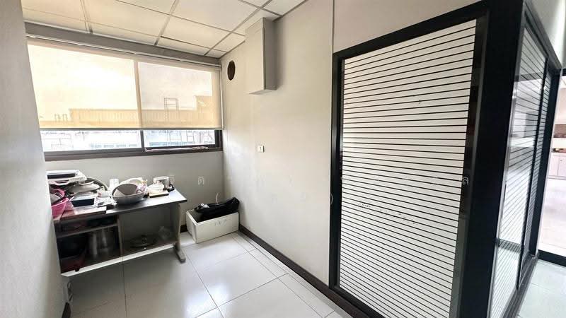 พื้นที่สำนักงาน 219.03 ตร.ม. ยูนิตี้ทาวเวอร์ (Unity Tower) ซอยอุดมสุข31 (ซอยสุขุมวิท103), กรุงเทพ, ถนนสุขุมวิท103, บางจาก, พระโขนง, กรุงเทพ, 219 ตร.ม., สำนักงาน ขาย, โดย คุณ จิดาภา พันธุกุล (แอม), 500562512 - DDproperty.com