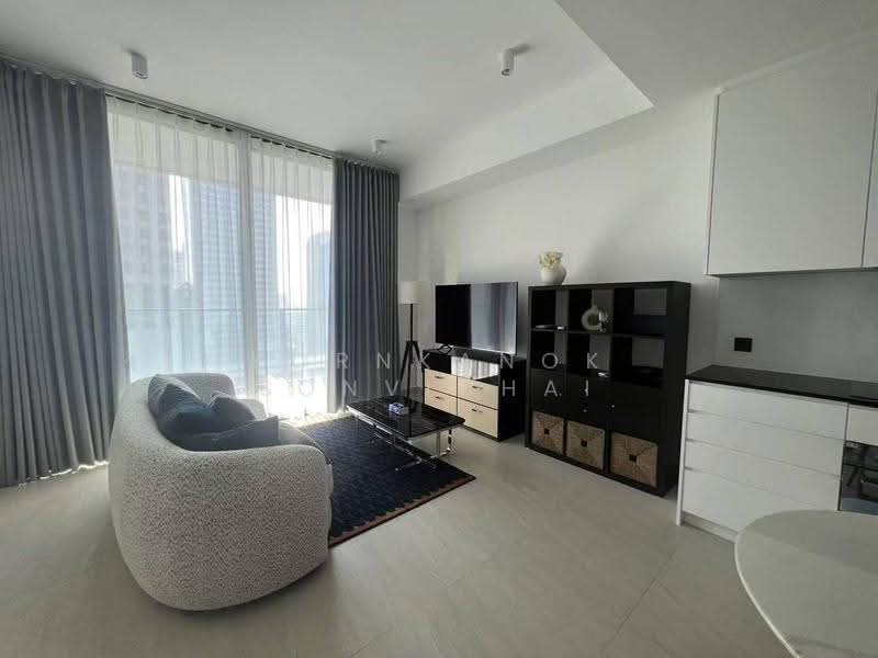 Tait Sathorn 12, Bangkok, Soi Sathorn 12, Sathorn Road, Silom, Bang Rak, Bangkok, 1 Bedroom, 68 sqm, Condo For Rent, by Kornkanok Sonvichai, 500562530 - DDproperty.com