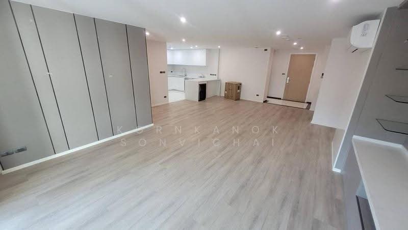 GM Residence, Bangkok, Soi Ekkamai 18, Khlong Tan Nua, Watthana, Bangkok, 4 Bedrooms, 280 sqm, Apartment For Rent, by Kornkanok Sonvichai, 500562535 - DDproperty.com