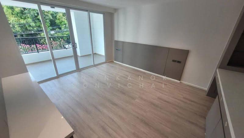 GM Residence, Bangkok, Soi Ekkamai 18, Khlong Tan Nua, Watthana, Bangkok, 4 Bedrooms, 280 sqm, Apartment For Rent, by Kornkanok Sonvichai, 500562535 - DDproperty.com