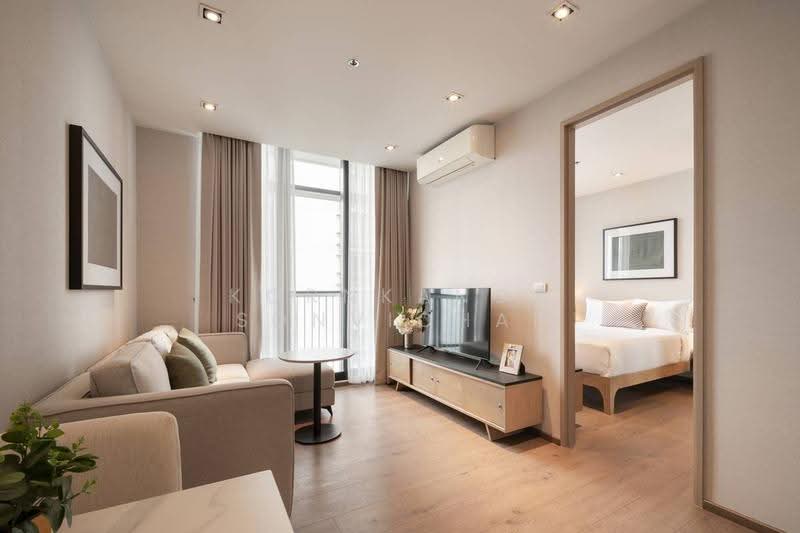 Park Origin Phrom Phong (Park 24), Bangkok, 68 Soi Sukhumvit 24, Khong Tan, Khlong Toei, Bangkok, 1 Bedroom, 40 sqm, Condo For Rent, by Kornkanok Sonvichai, 500562563 - DDproperty.com