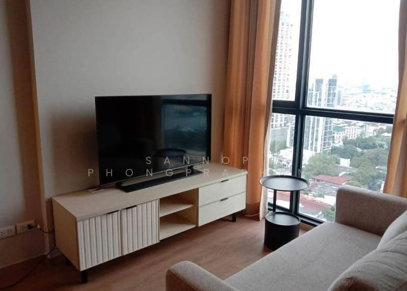 The Issara Sathorn, Bangkok, ถนนจันทน์, Thung Maha Mek, Sathon, Bangkok, 1 Bedroom, 33 sqm, Condo For Rent, by Sannop Phongpraphan, 500562568 - DDproperty.com