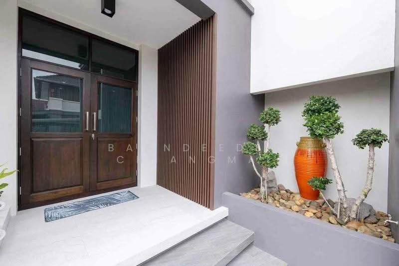 A house for rent near Lotus Hangdong, Chiang Mai Rental Price: 95,000 THB / month Property No.9H1102, Chiang Mai, Pa Daet, Muang Chiang Mai, Chiang Mai, 7 Bedrooms, 200 sqm, Single Detached House For Rent, by Baandeedee Chiangmai, 500562575 - DDproperty.com