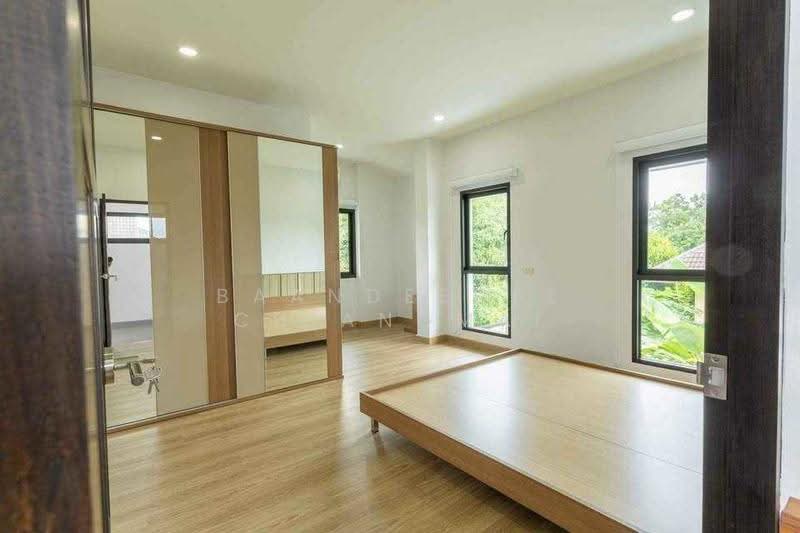 บ้านสวยให้เช่า – ใกล้โลตัสหางดง เพียง 5 นาที ค่าเช่า 95,000 บาท / เดือน รหัสทรัพย์ : No.9H1102, เชียงใหม่, ป่าแดด, เมืองเชียงใหม่, เชียงใหม่, 200 ตร.ม., บ้านเดี่ยว ให้เช่า, โดย Baandeedee Chiangmai, 500562575 - DDproperty.com