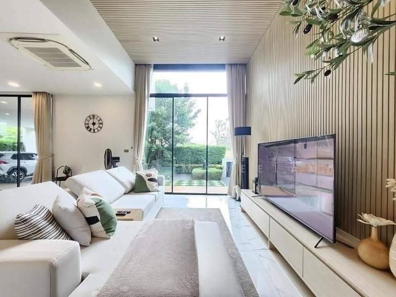 undefined, Bangkok, Sala Thammasop, Thawi Watthana, Bangkok, 3 Bedrooms, 240 sqm, Single Detached House For Sale, by Rasita Maneelam, 500562600 - DDproperty.com