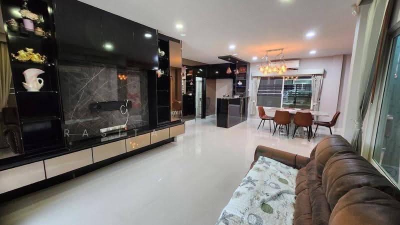 The City Sathorn-Ratchapruek, Bangkok, Pak Khlong Phasi Charoen, Phasi Charoen, Bangkok, 3 Bedrooms, 250 sqm, Single Detached House For Sale, by Rasita Maneelam, 500562634 - DDproperty.com