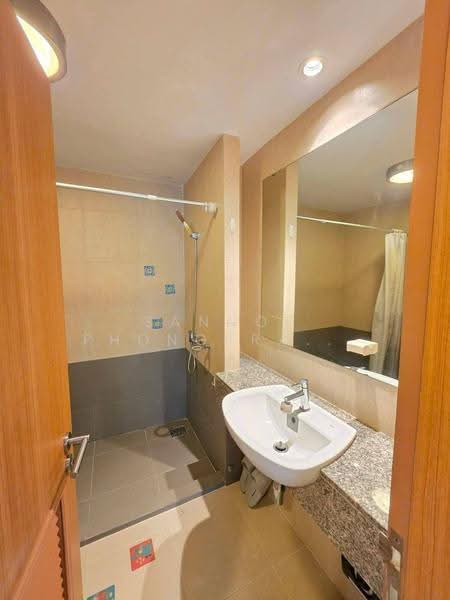 The Clover Thonglor Residence : เดอะ โคลเวอร์ ทองหล่อ เรสซิเดนซ์, กรุงเทพ, ซอยสุขุมวิท 55, คลองตันเหนือ, วัฒนา, กรุงเทพ, 88 ตร.ม., คอนโด ให้เช่า, โดย Sannop Phongpraphan, 500562649 - DDproperty.com