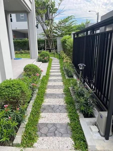 Bangkok Boulevard Signature Ladprao-Serithai, Bangkok, Soi Seri Thai 9, Seri Thai Road, Khlong Kum, Bueng Kum, Bangkok, 4 Bedrooms, 345 sqm, Single Detached House For Sale, by Rasita Maneelam, 500562652 - DDproperty.com