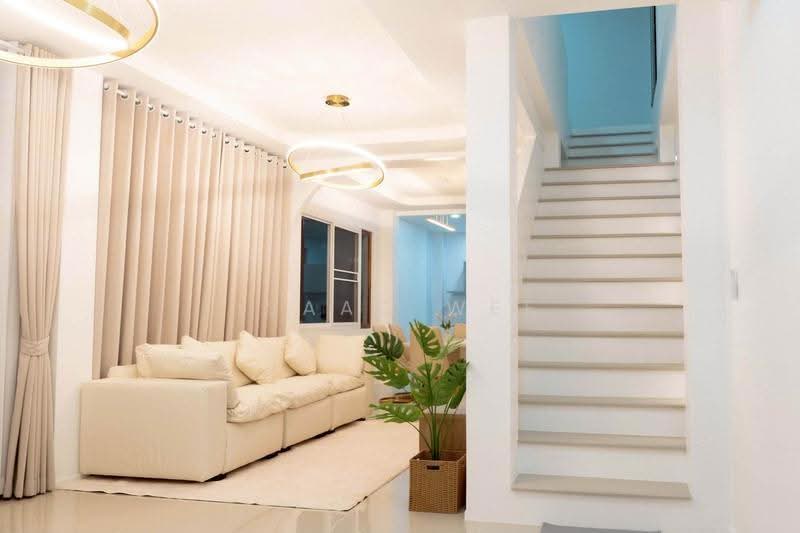 Private Pool Villa for Rent in Saraphi, Chiang Mai, chiang-mai, Saraphi, Chiang Mai, 4 Bedrooms, 280 sqm, Single Detached House For Rent, by ISAAC WEE, 500562654 - DDproperty.com