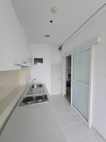 Life @ Ratchada, Bangkok, 36 Soi Lat Phrao 36, Chan Kasem, Chatuchak, Bangkok, 1 Bedroom, 40 sqm, Condo For Sale, by Rasita Maneelam, 500562702 - DDproperty.com