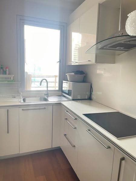Silom Grand Terrace, Bangkok, Soi Saladaeng 2, Saladaeng Road, Silom, Bang Rak, Bangkok, 2 Bedrooms, 105 sqm, Condo For Rent, by Getsarin Aron, 500562748 - DDproperty.com