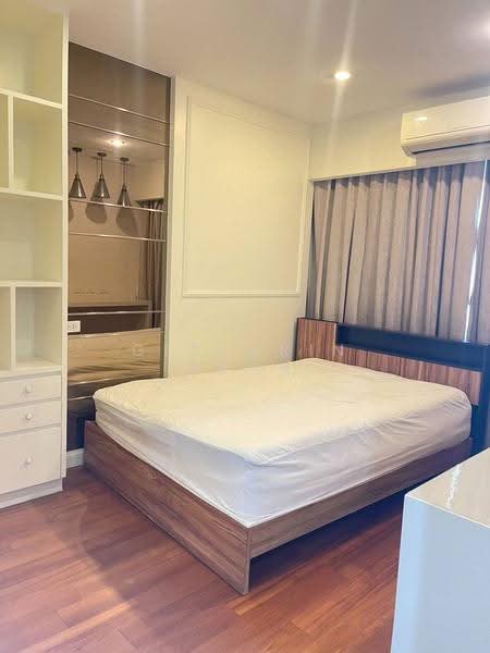 Silom Grand Terrace, Bangkok, Soi Saladaeng 2, Saladaeng Road, Silom, Bang Rak, Bangkok, 2 Bedrooms, 105 sqm, Condo For Rent, by Getsarin Aron, 500562748 - DDproperty.com