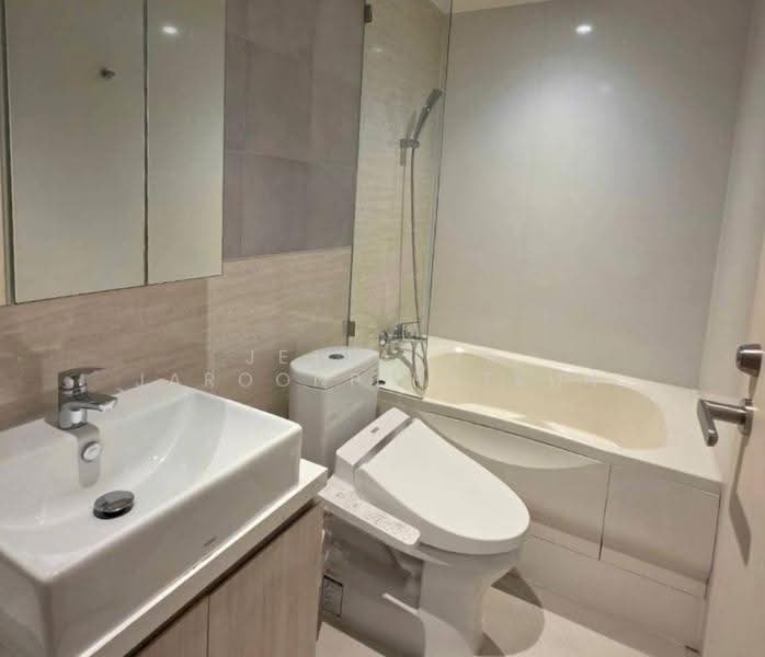 Runesu Thonglor 5 : รูเนะสุ ทองหล่อ 5, กรุงเทพ, 82 ซอย พร้อมมิตร, คลองตันเหนือ, วัฒนา, กรุงเทพ, 36 ตร.ม., คอนโด ให้เช่า, โดย Jettapat Jaroonpipatkun, 500562797 - DDproperty.com