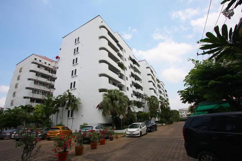 Eastwood Park, Bangkok, On Nut 36 Alley, Suan Luang, Bangkok, 2 Bedrooms, 66 sqm, Condo For Sale, by Rasita Maneelam, 500562845 - DDproperty.com