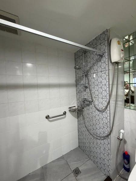 Baan On Nut Sukhumvit 77, Bangkok, Sukhumvit 77 Road, Suan Luang, Bangkok, 2 Bedrooms, 80 sqm, Condo For Sale, by Rasita Maneelam, 500562890 - DDproperty.com
