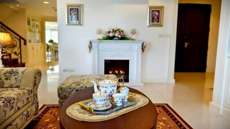 Piyathip Place, Bangkok, 24 Soi Prommitr, Khlong Tan Nua, Watthana, Bangkok, 4 Bedrooms, 800 sqm, Apartment For Rent, by Kornkanok Sonvichai, 500562914 - DDproperty.com