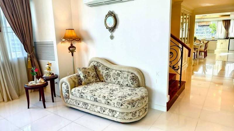 Piyathip Place, Bangkok, 24 Soi Prommitr, Khlong Tan Nua, Watthana, Bangkok, 4 Bedrooms, 800 sqm, Apartment For Rent, by Kornkanok Sonvichai, 500562914 - DDproperty.com