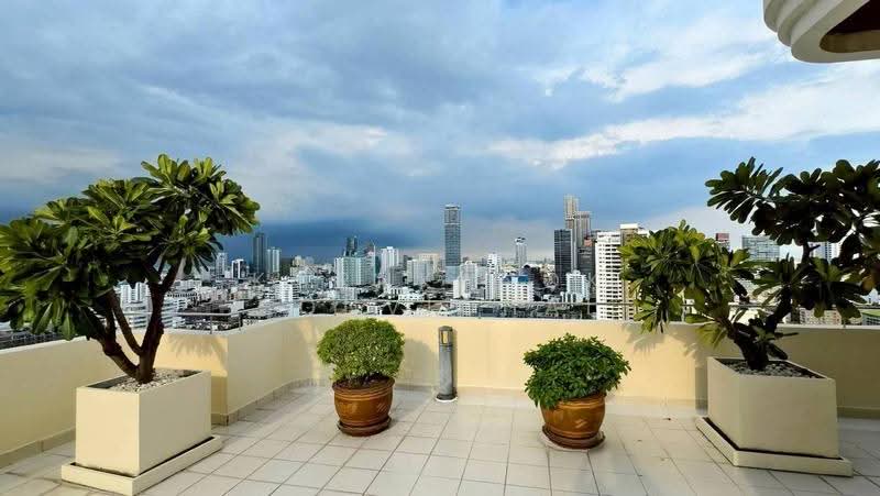 Piyathip Place, Bangkok, 24 Soi Prommitr, Khlong Tan Nua, Watthana, Bangkok, 4 Bedrooms, 800 sqm, Apartment For Rent, by Kornkanok Sonvichai, 500562914 - DDproperty.com