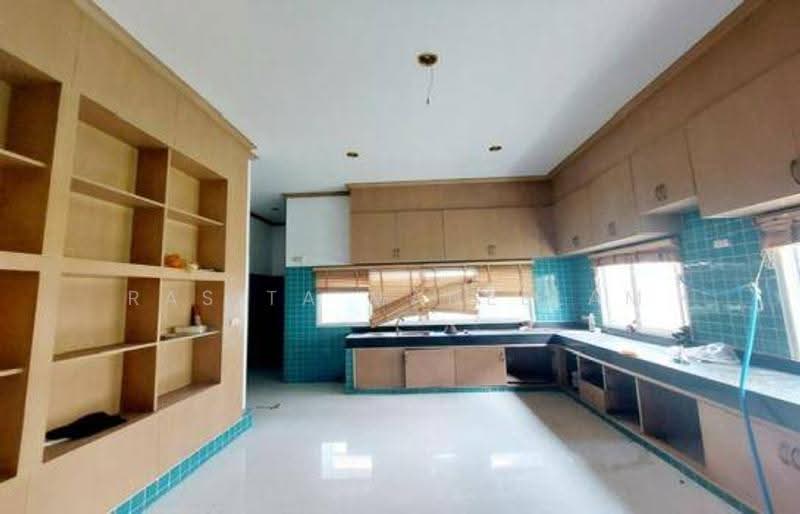 5-BR House, Bangkok, Khan Na Yao, Bangkok, 5 Bedrooms, 2,800 sqm, Single Detached House For Sale, by Rasita Maneelam, 500562927 - DDproperty.com