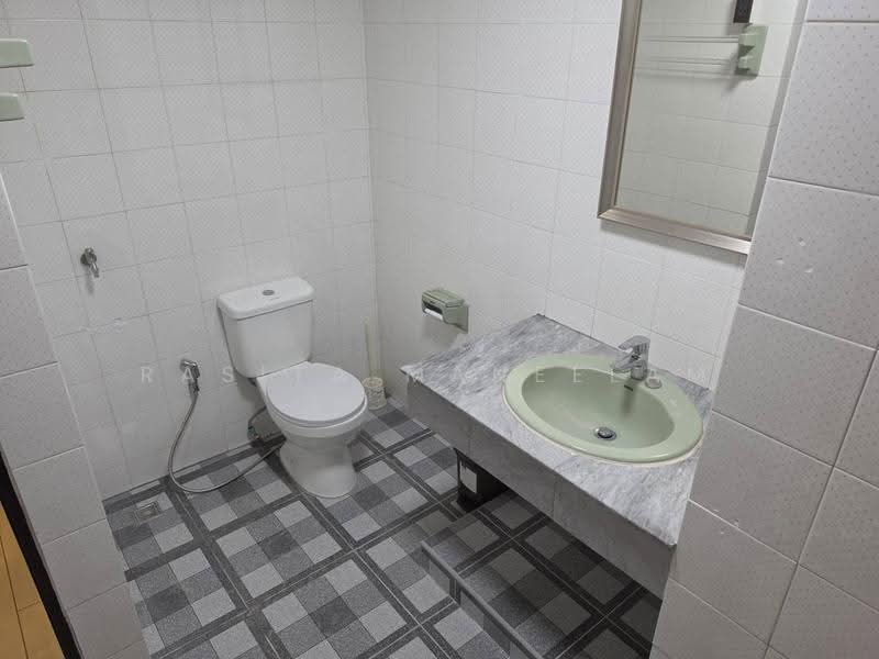 La Maison Sukhumvit 22, Bangkok, Soi Sukhumvit 22, Khlong Toei, Bangkok, 2 Bedrooms, 124 sqm, Condo For Rent, by Rasita Maneelam, 500562949 - DDproperty.com