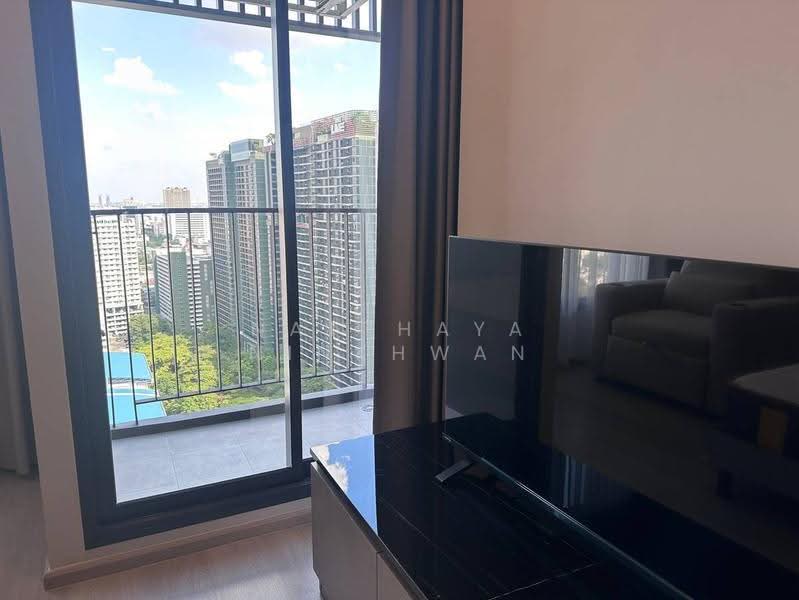 Life Phahon-Ladprao, Bangkok, 996 Phahonyothin Road, Jom Phon, Chatuchak, Bangkok, Studio, 29 sqm, Condo For Rent, by Natthaya Ninkhwan, 500562953 - DDproperty.com