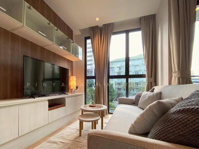 Runesu Thonglor 5, Bangkok, 82 Padi Madi Alley, Khlong Tan Nua, Watthana, Bangkok, 1 Bedroom, 38 sqm, Condo For Rent, by Pinyada Hantewee, 500562965 - DDproperty.com
